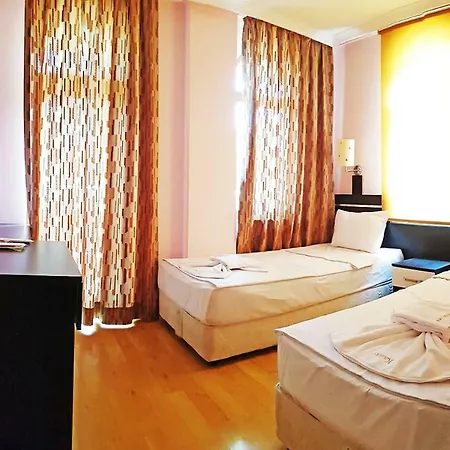 Kolibry Hotel 3*