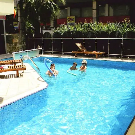 Hotel Kolibry 3*